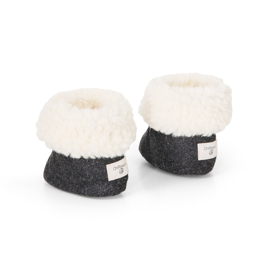 Leicht, warm und atmungsaktiv - Merino Booties für Babys in Farbe Anthrazit