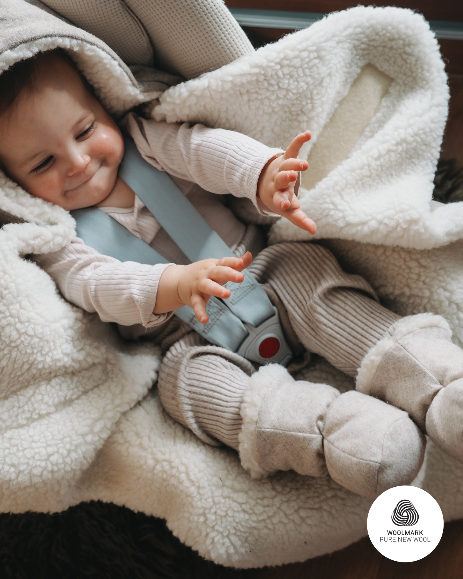 Bestseller-Set Koala Einschlagdecke XL & Baby Booties