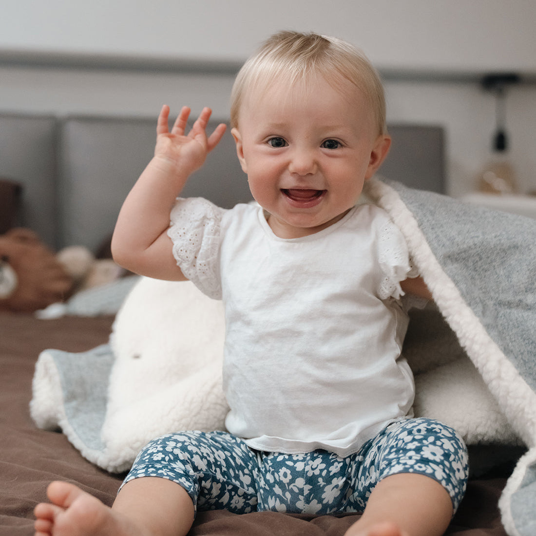 Set de manta acogedora y botines para bebé