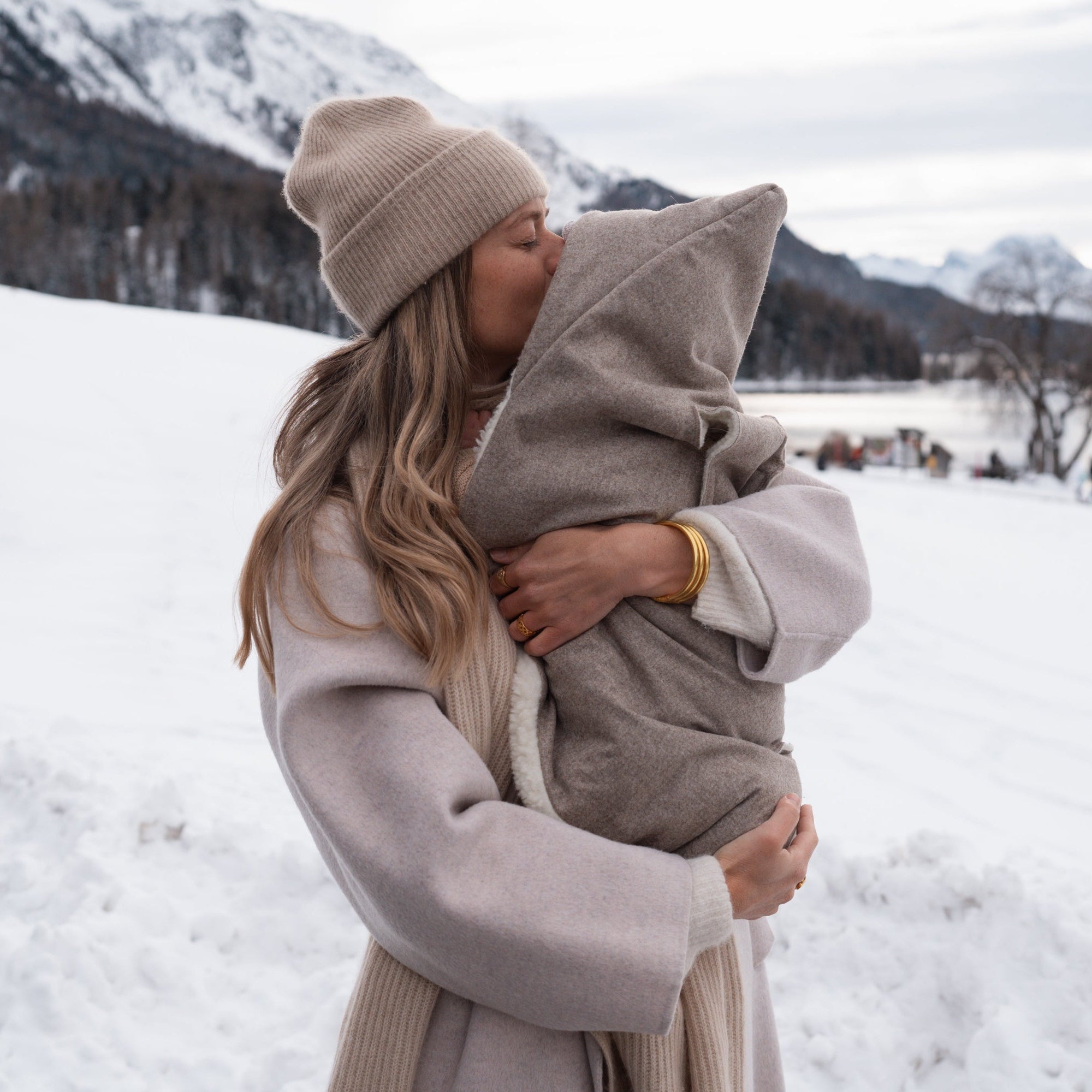 Oh!Possum Einschlagdecke Mini in Beige aus Merinowolle – Autositzdecke aus natürlichen Materialien, OEKO-TEX zertifiziert